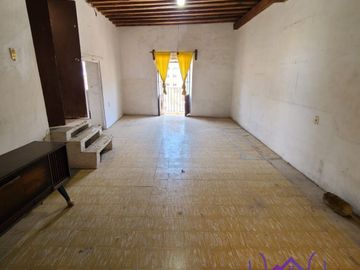CASA EN VENTA PARA VIVIR O INVERTIR EN EL CENTRO DE LA CUIDAD DE GUANAJUATO