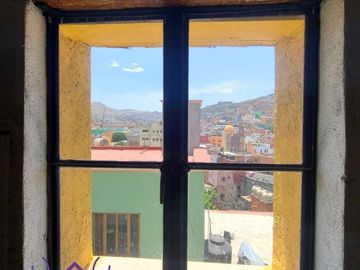 CASA EN VENTA PARA VIVIR O INVERTIR EN EL CENTRO DE LA CUIDAD DE GUANAJUATO