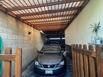 🏡 Exclusiva y Hermosa Casa en Venta en Urbanización La Encantada de Villa– Chorrillos