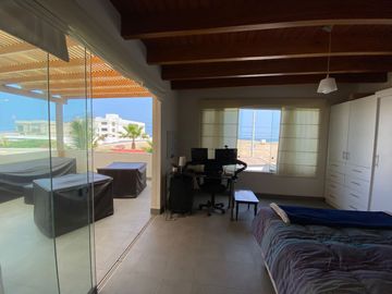 🏡 Exclusiva y Hermosa Casa en Venta en Urbanización La Encantada de Villa– Chorrillos