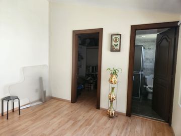 HERMOSA Y AMPLIA RESIDENCIA EN VENTA