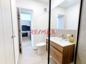 Alquiler De Departamento De Estreno- Limite San Isidro Con Magadalena