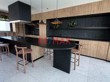 Alquiler De Departamento De Estreno- Limite San Isidro Con Magadalena