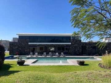 Casa en Venta en Condominio Punto Sur Este