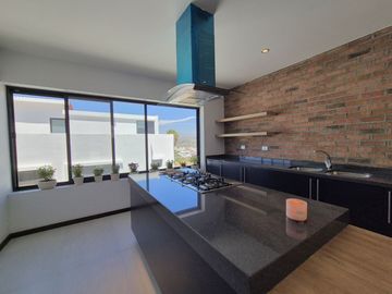 CASA EN VENTA GRAN RESERVA, LOMAS DE ANGELÓPOLIS III, PUEBLA