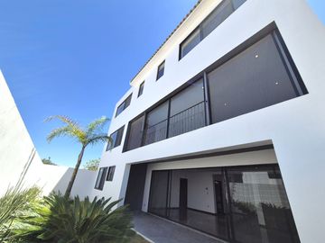 CASA EN VENTA GRAN RESERVA, LOMAS DE ANGELÓPOLIS III, PUEBLA