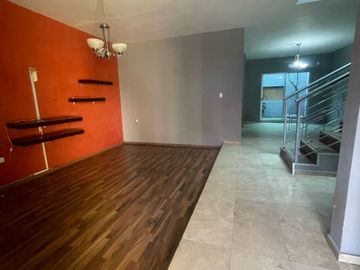 Casa en Venta; Fracc. Revolución en Tlaquepaque, Jalisco.