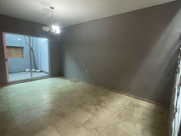 Casa en Venta; Fracc. Revolución en Tlaquepaque, Jalisco.