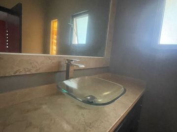 Casa en Venta; Fracc. Revolución en Tlaquepaque, Jalisco.