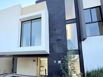 HERMOSA CASA NUEVA EN VENTA EN LOMAS DE ANGELÓPOLIS PARQUE CUERNAVACA PUEBLA SAN ANDRES CHOLULA