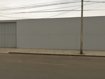 VENTA TERRENO EN LA VICTORIA / COMERCIO ZONAL - VT