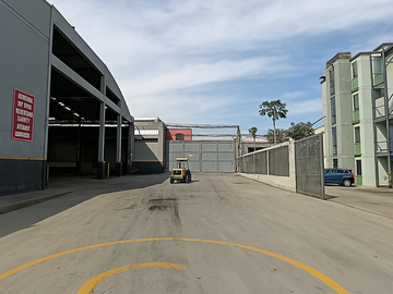 VENTA TERRENO EN LA VICTORIA / COMERCIO ZONAL - VT