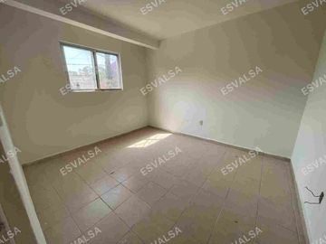 EDIFICIO EN ESQUINA, EN VENTA, CON LOCALES Y DEPTOS. EN SLP