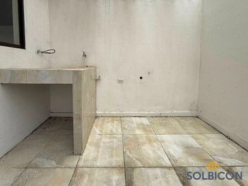 Hermosa Casa de 4 habitaciones sector Molinopamba