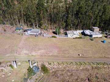 SE VENDE TERRENO EN JAVIER LOYOLA - AZOGUES
