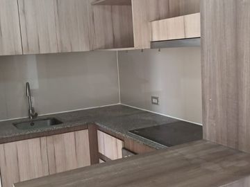 Venta de departamento cercano a estación de metro Plaza Chacabuco. Edificio Hipódromo Chile 1640 Piso 4  (2d 1b).