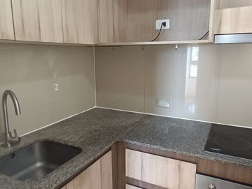 Venta de departamento cercano a estación de metro Plaza Chacabuco. Edificio Hipódromo Chile 1640 Piso 4  (2d 1b).