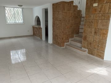 Casa en Venta Conocoto Puente 2