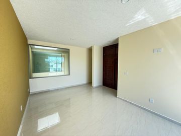 Venta casa villas  del lago altozano coto privado a unos pasos de juan pablo ll