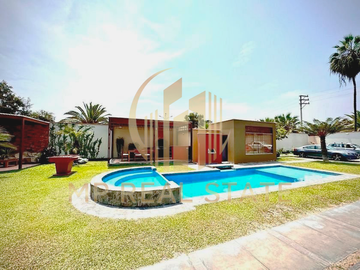 HERMOSA CASA CON CLUB HOUSE EN LA ENCANTADA VILLA