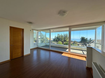Se Vende Departamento 4 Dormitorios, 3 Baños 2 E Y 1 Bodega