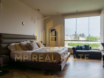 HERMOSA CASA AMOBLADA 1000M2 CON PISCINA EN LA ENCANTADA VILLA