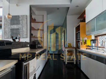 HERMOSA CASA AMOBLADA 1000M2 CON PISCINA EN LA ENCANTADA VILLA
