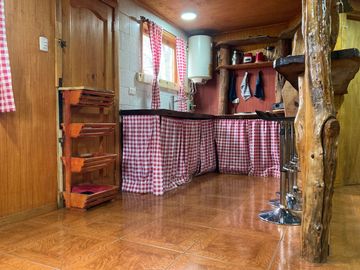 Se Vende Hermosa Casa Rústica en Nontuelá –, Futrono, Región de Los Ríos.