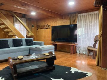 Se Vende Hermosa Casa Rústica en Nontuelá –, Futrono, Región de Los Ríos.