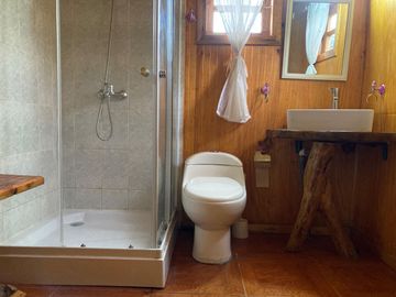 Se Vende Hermosa Casa Rústica en Nontuelá –, Futrono, Región de Los Ríos.