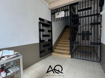 Casa rentera en venta en el centro de Loja