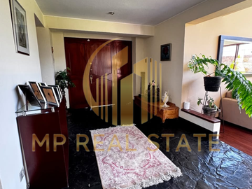 CASA DE ENSUEÑO CON JARDIN AMPLIO EN LA ENCANTADA DE VILLA