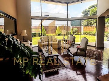 CASA DE ENSUEÑO CON JARDIN AMPLIO EN LA ENCANTADA DE VILLA