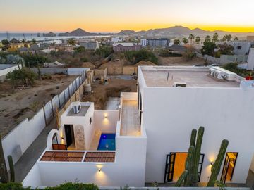Casa en Venta en Cabo San Lucas en Tezal en White Lotus