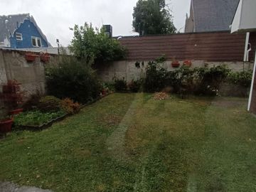 Impecable casa en condominio Los Robles