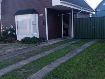 Impecable casa en condominio Los Robles
