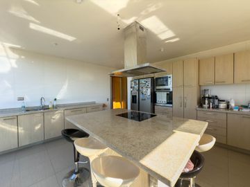Casa en condominio, Andalué · Venta UF 24.500