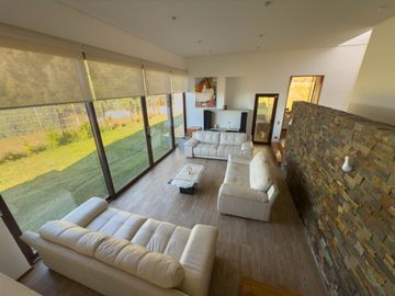 Casa en condominio, Andalué · Venta UF 24.500