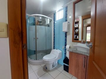 VENDO CASA /PORTAL SHOPPING