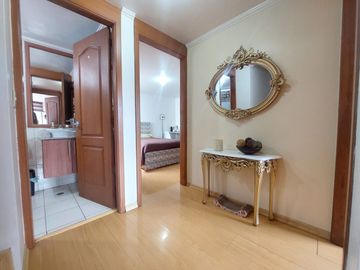 VENDO CASA /PORTAL SHOPPING