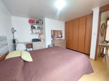 VENDO CASA /PORTAL SHOPPING
