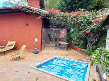 Venta de casa con vista al Lago