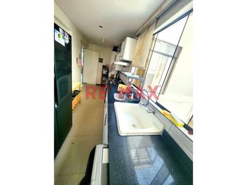Se Vende Departamento 2Hab.- 5To Piso Piso //Urb. Ingeniería 5Ta Etapa, S.M.P Área: 71.95 M2