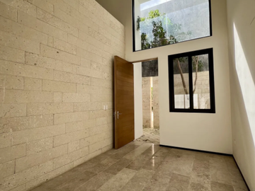 Venta de casa de ENTREGA INMEDIATA en Priv Gaviones, Cholul
