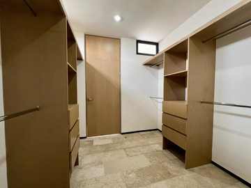 Venta de casa de ENTREGA INMEDIATA en Priv Gaviones, Cholul