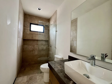 Venta de casa de ENTREGA INMEDIATA en Priv Gaviones, Cholul