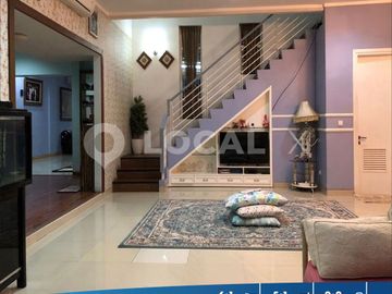 Rumah Grand Orchard Ebony Kelapa Gading, Jakarta Utara