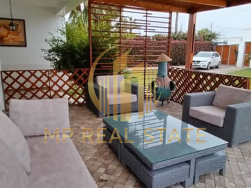 CASA CON PISCINA EN LA ENCANTADA DE VILLA
