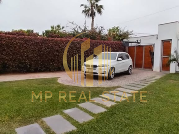 CASA CON PISCINA EN LA ENCANTADA DE VILLA