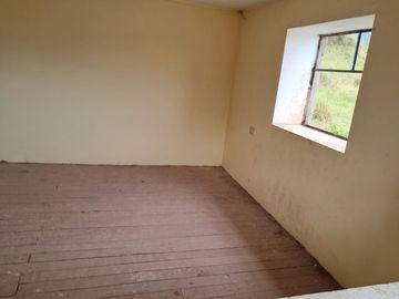EN VENTA CASA COMO TERRENO  A ESPALDAS DEL CREMATORIO DE SAN SEBASTIÁN